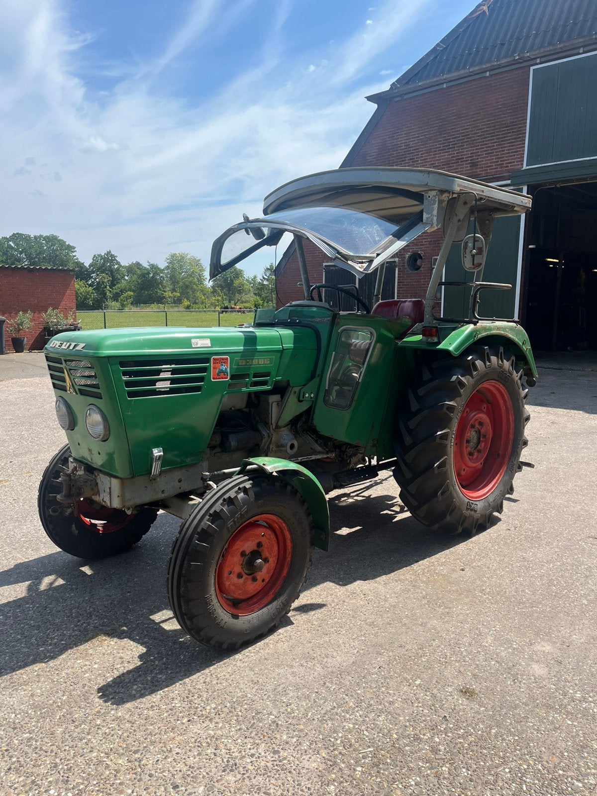 Deutz 3006, Zakelijke goederen, Ophalen