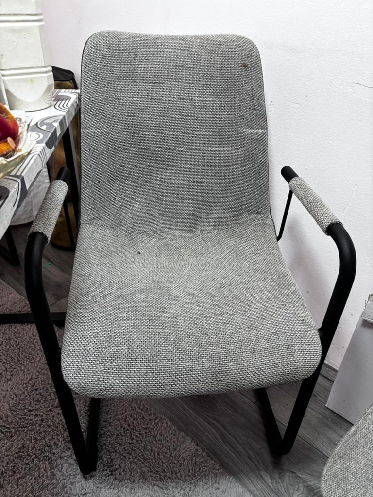 3 gratis stoelen, Gebruikt, Drie, Ophalen of Verzenden, Metaal