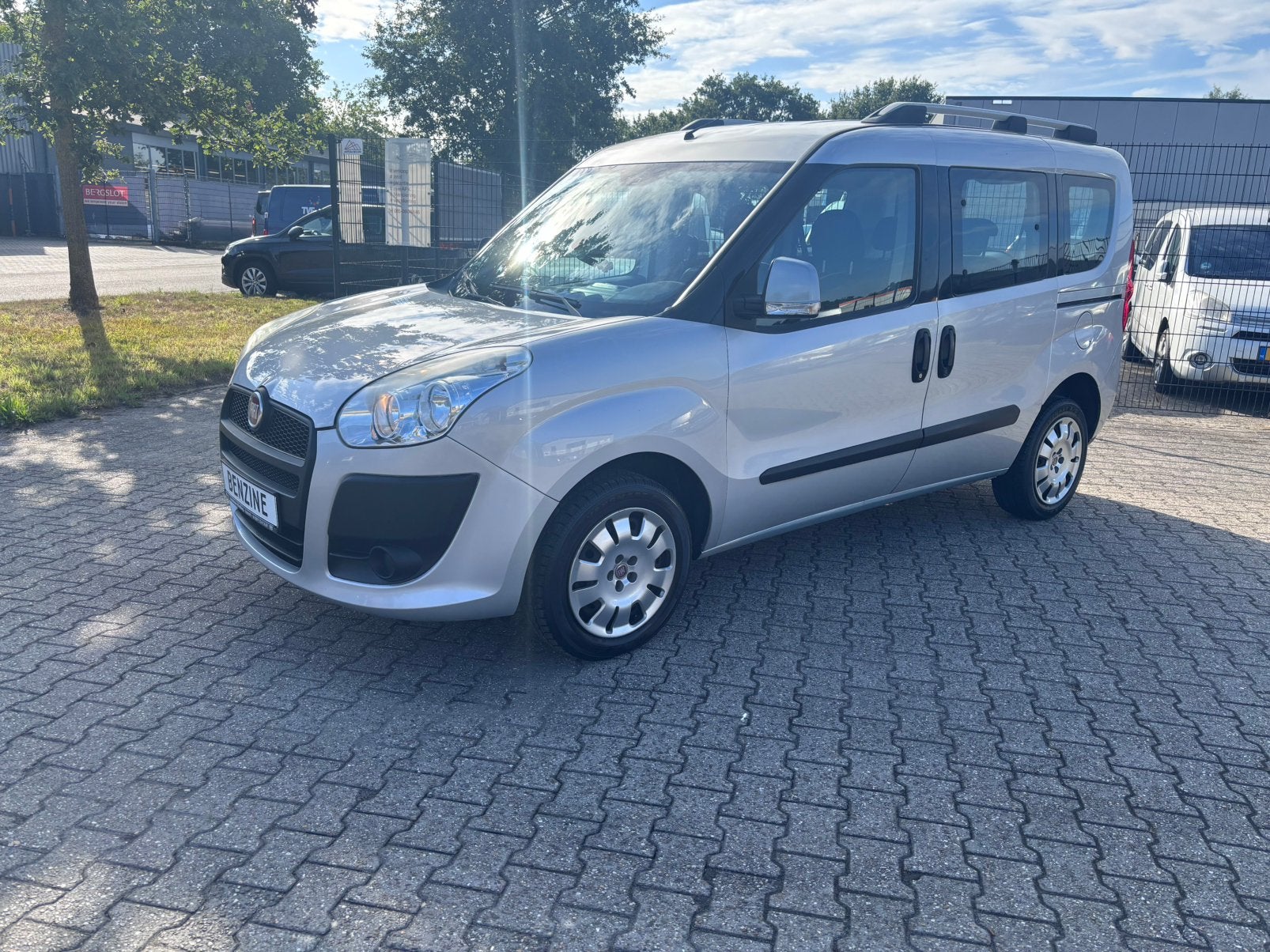 Zeer mooie fiat doblo met airco, Auto's, Voorwielaandrijving, Euro 5, Stof, 4 cilinders
