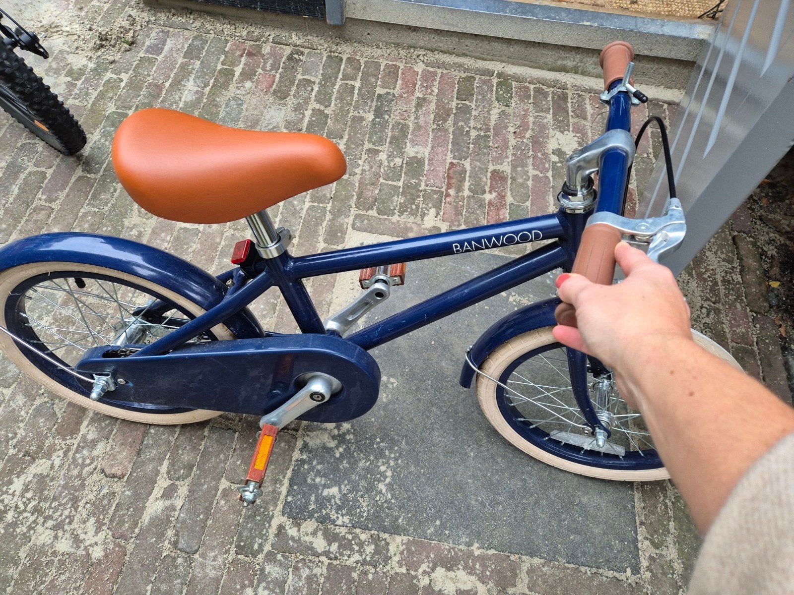 banwood kinderfiets 16 inch met zijwielen, Ophalen, Terugtraprem, Banwood, 16 tot 20 inch