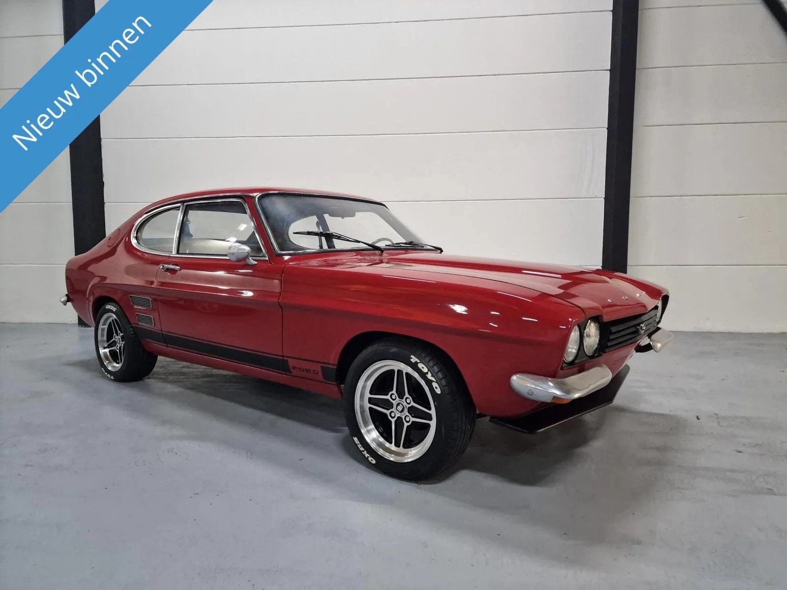 Ford Capri 2.0 V6 Coupe, Auto's, Stof, Gebruikt, Bedrijf, Handgeschakeld