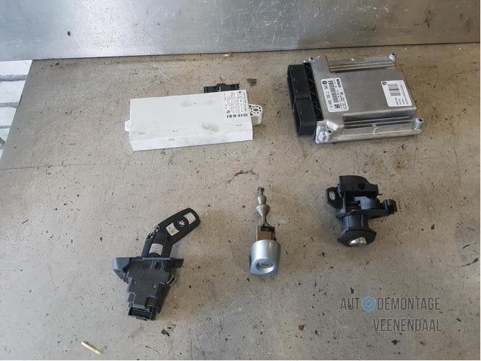 Kontaktslot + computer van een BMW 3-Serie, Gebruikt, -, -, Ophalen of Verzenden