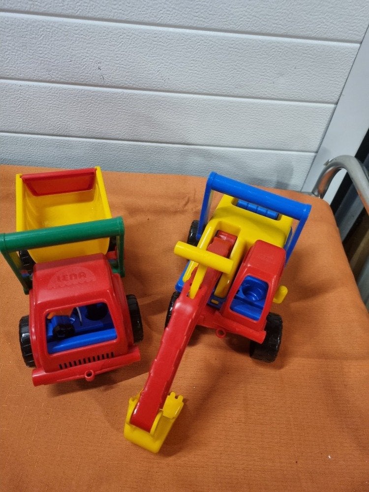 kiepwagen  en graafmachine lena, Ophalen of Verzenden, 'T Olde Gre-j, Info@toldegrej.nl, Endepoelstraat 20f Didam