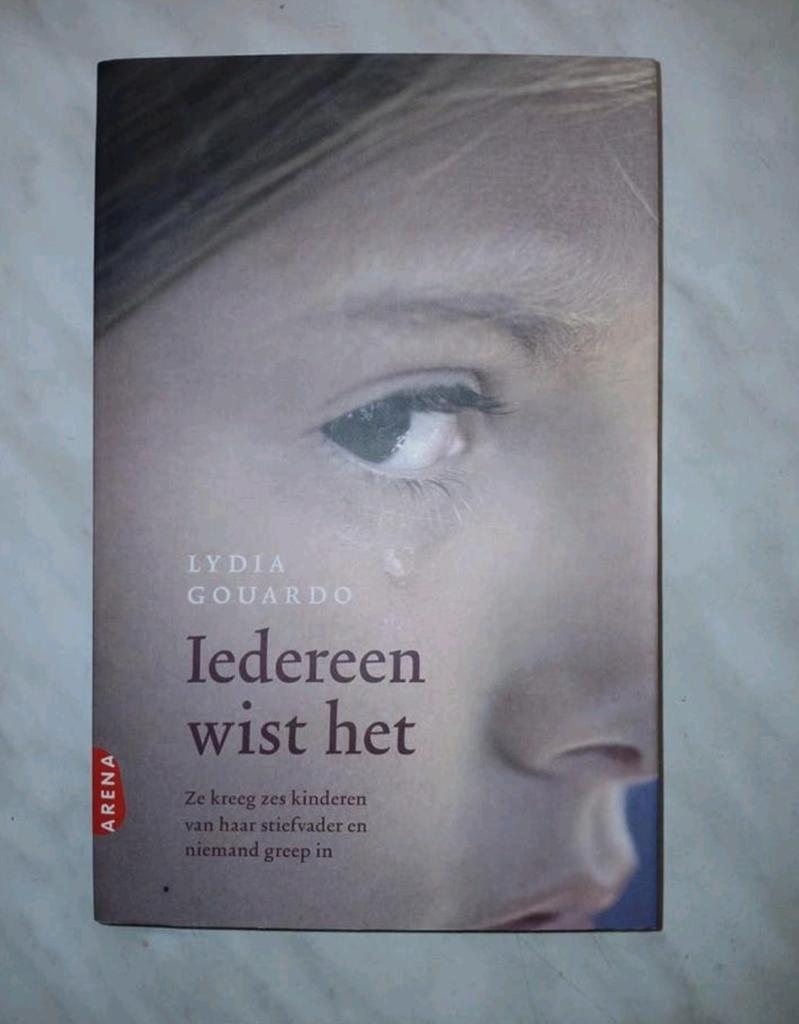 Iedereen wist het - Lydia Gouardo zgan vaste prijs, Ophalen of Verzenden, Zo goed als nieuw, Lydia Gouardo, Nederland