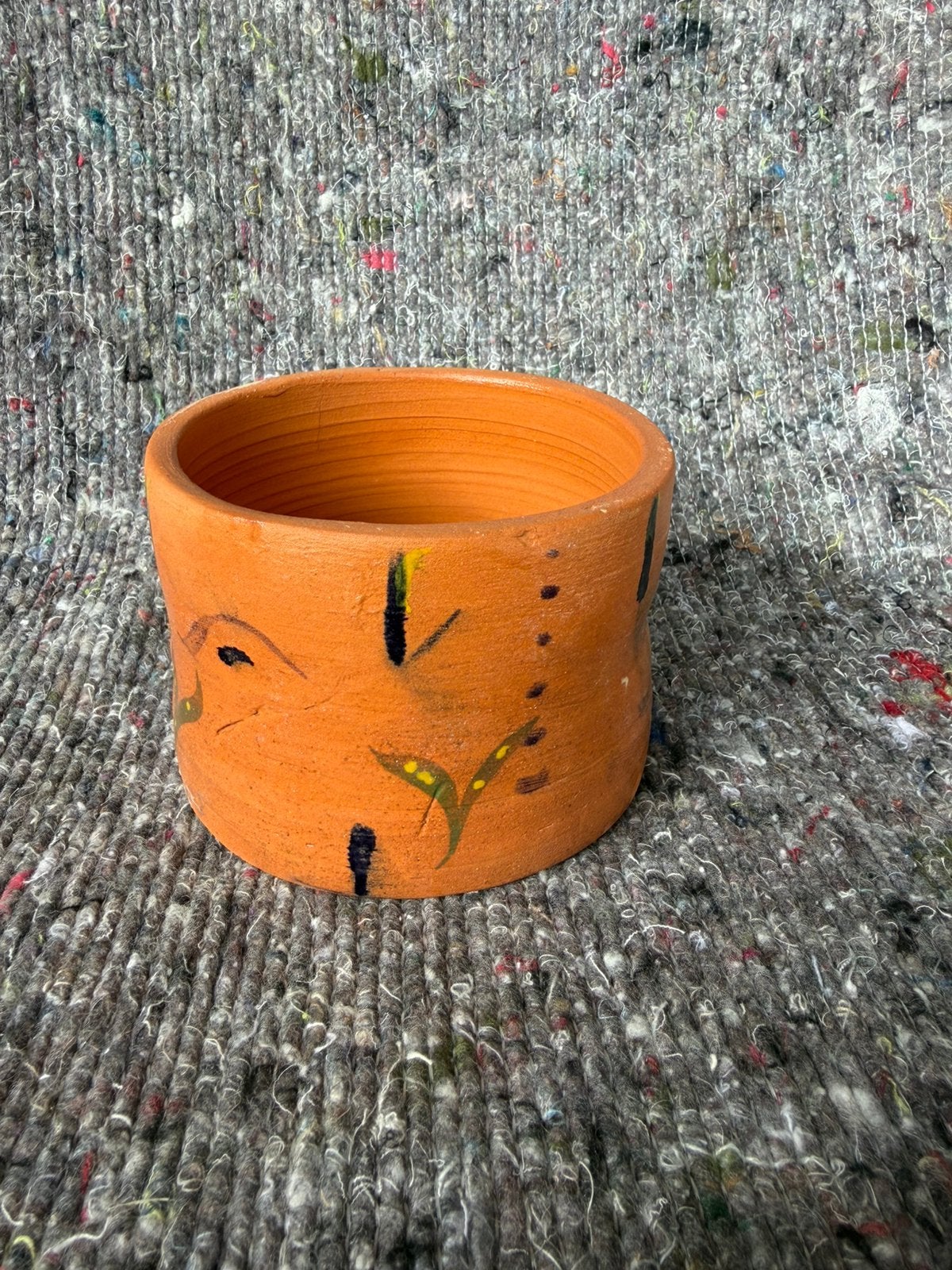 Dit is een handgemaakte studiokeramiek pot van terracotta, Ophalen, Zo goed als nieuw