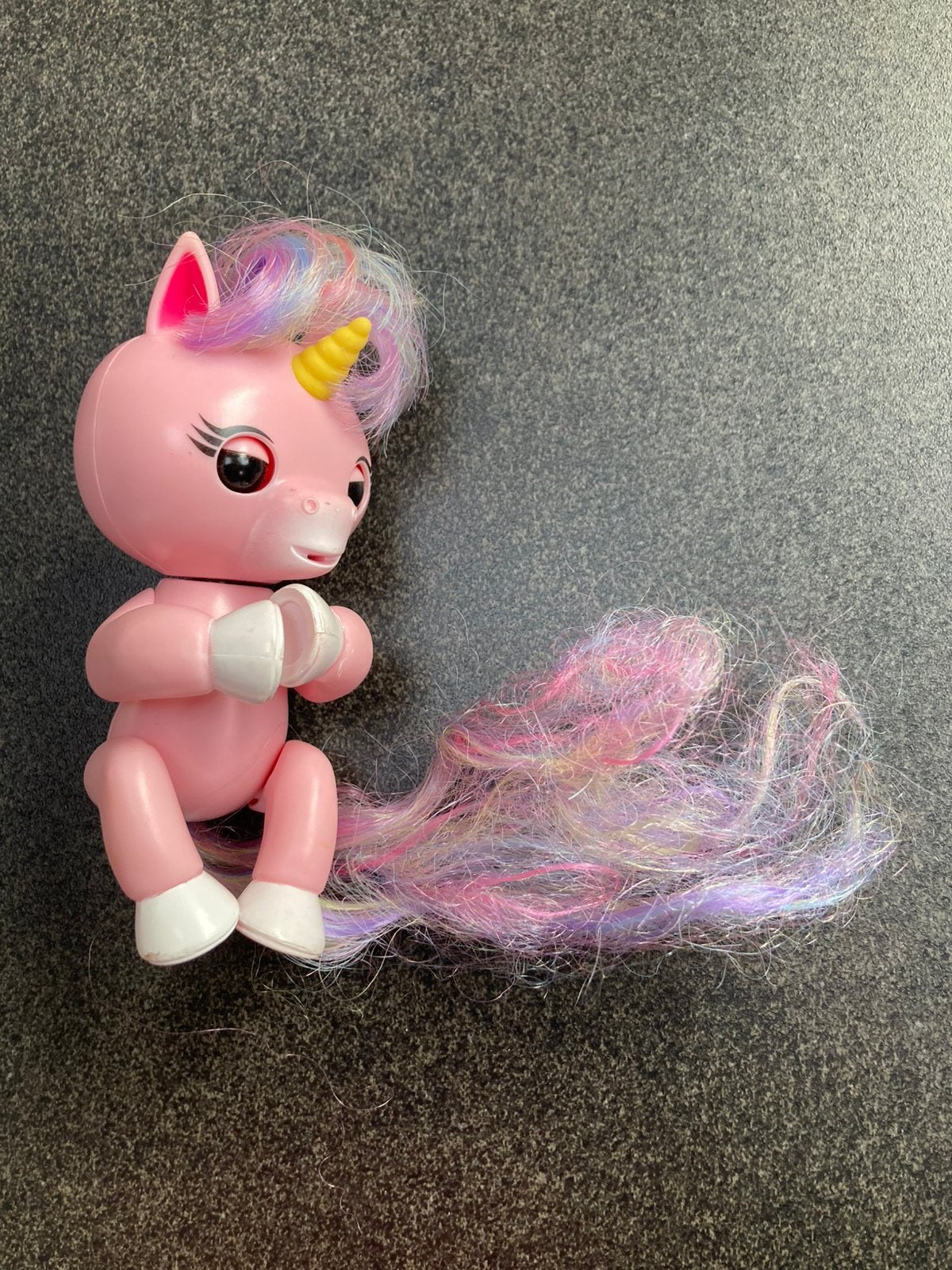 Fingerlings interactieve roze eenhoorn speelfiguur, Ophalen of Verzenden, Zo goed als nieuw