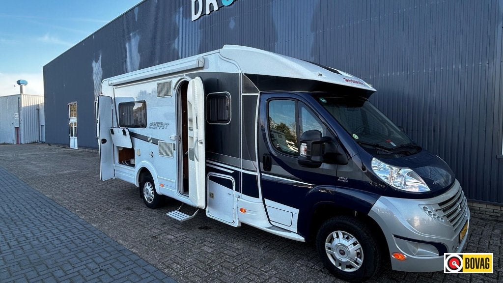 Dethleffs Esprit T7090, TV & schotel, luchtvering, Fiat, 7 tot 8 meter, Bedrijf, Buitenlamp