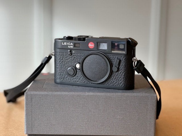 Leica M6 TTL 0.85 Black Chrome — Smetteloze Staat + Garantie, Audio, Tv en Foto, Fotocamera's Analoog, Compact, Info@leica-welt.com