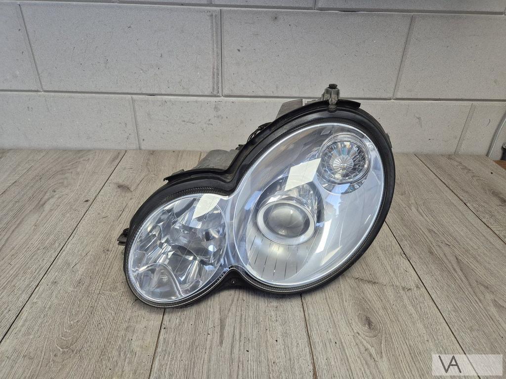 Koplamp xenon links Mercedes C klasse W203 sportcoupe €200, Gebruikt, -, Ophalen of Verzenden, -