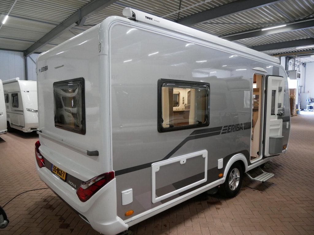 Eriba Nova 445 INCL. MOVER en LUIFEL, Bedrijf, Treinzit, Overige typen, 5 tot 6 meter
