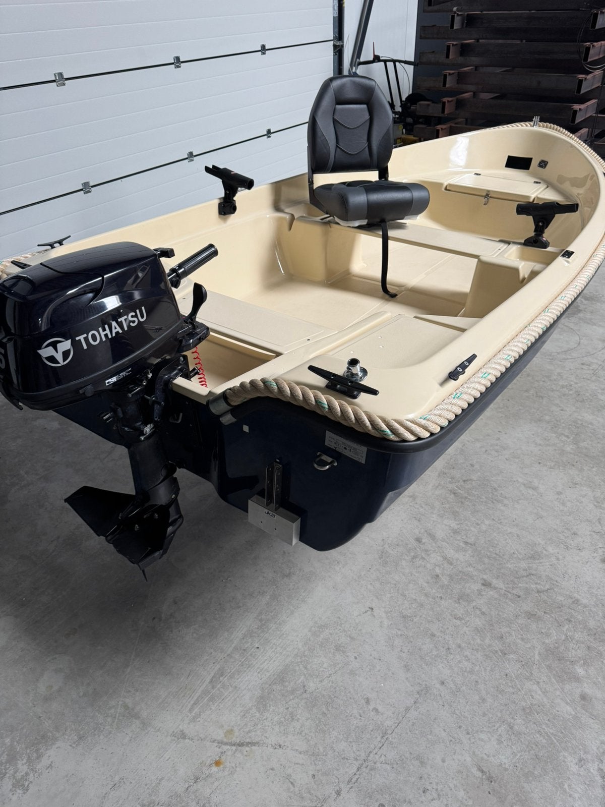 Leuke Vis of Tourboot met Tohatsu 5pk, Info@admiraal-watersport.nl, Westrak 15, Delfina, Ophalen of Verzenden