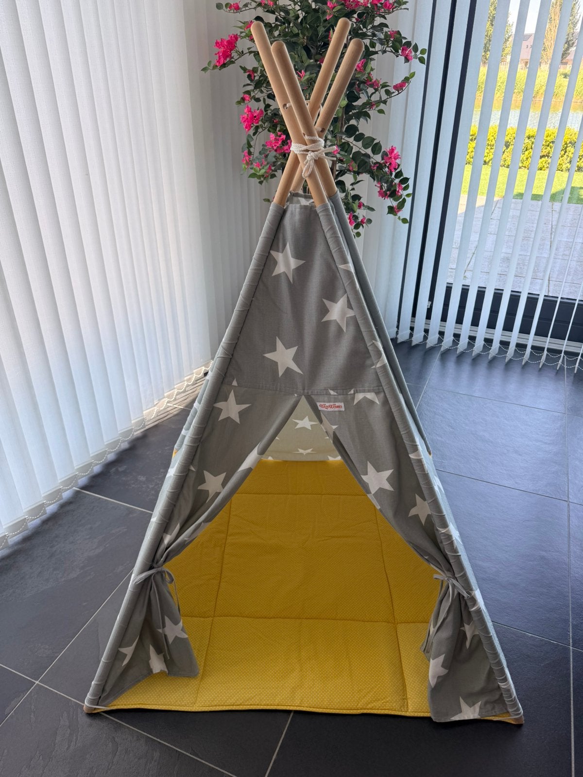 WigiWama Tipi Tent - Wigwam Speeltent - ZGAN, Ophalen of Verzenden, Zo goed als nieuw