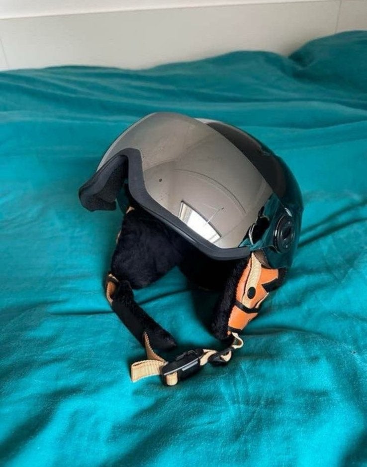 Roxy skihelm met geintegreerde bril en afneembare oortjes, Ophalen of Verzenden, Gebruikt