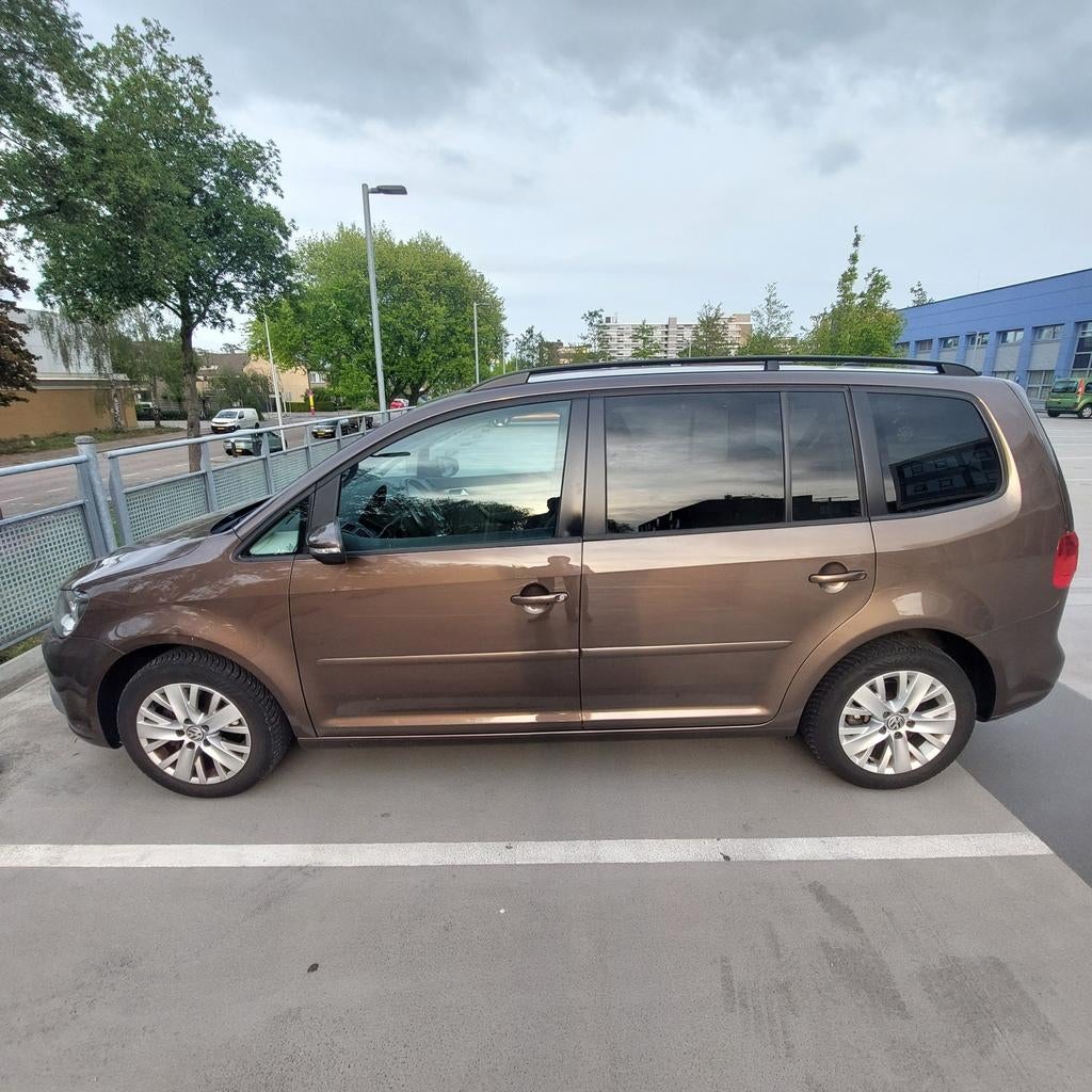 Volkswagen Touran 1.2 TSI  2011 Bruin 199500 km, Auto's, Volkswagen, Particulier, Touran, ABS, Benzine, B, MPV, Handgeschakeld