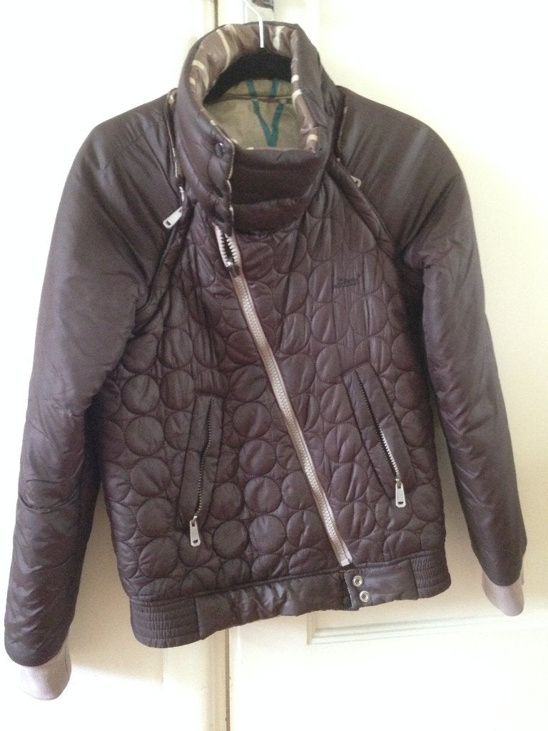 Bruine dames Diesel winterjas, 2 kanten te gebruiken Maat S, Maat 38/40 (M), Bruin, Nieuw, Ophalen of Verzenden