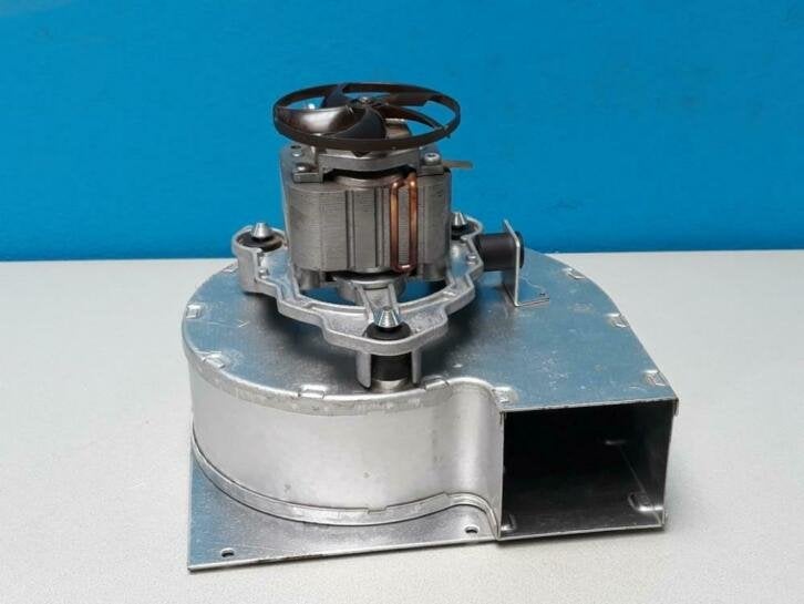 Ventilator Agpo Ferroli Nev Ebmpapst RL108/3400 A35-3030L-40, Niet ingevuld, Cv-ketel of Combi-ketel, Niet ingevuld, Nieuw