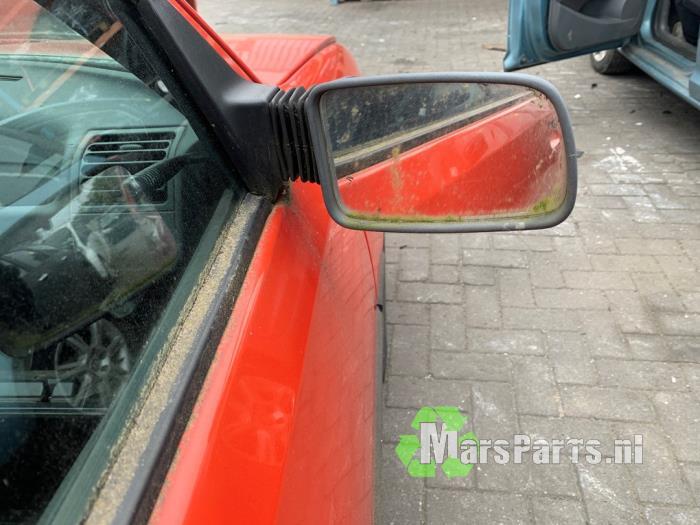 Buitenspiegel rechts van een Peugeot 205, Auto-onderdelen, Gebruikt, -, -, Ophalen of Verzenden
