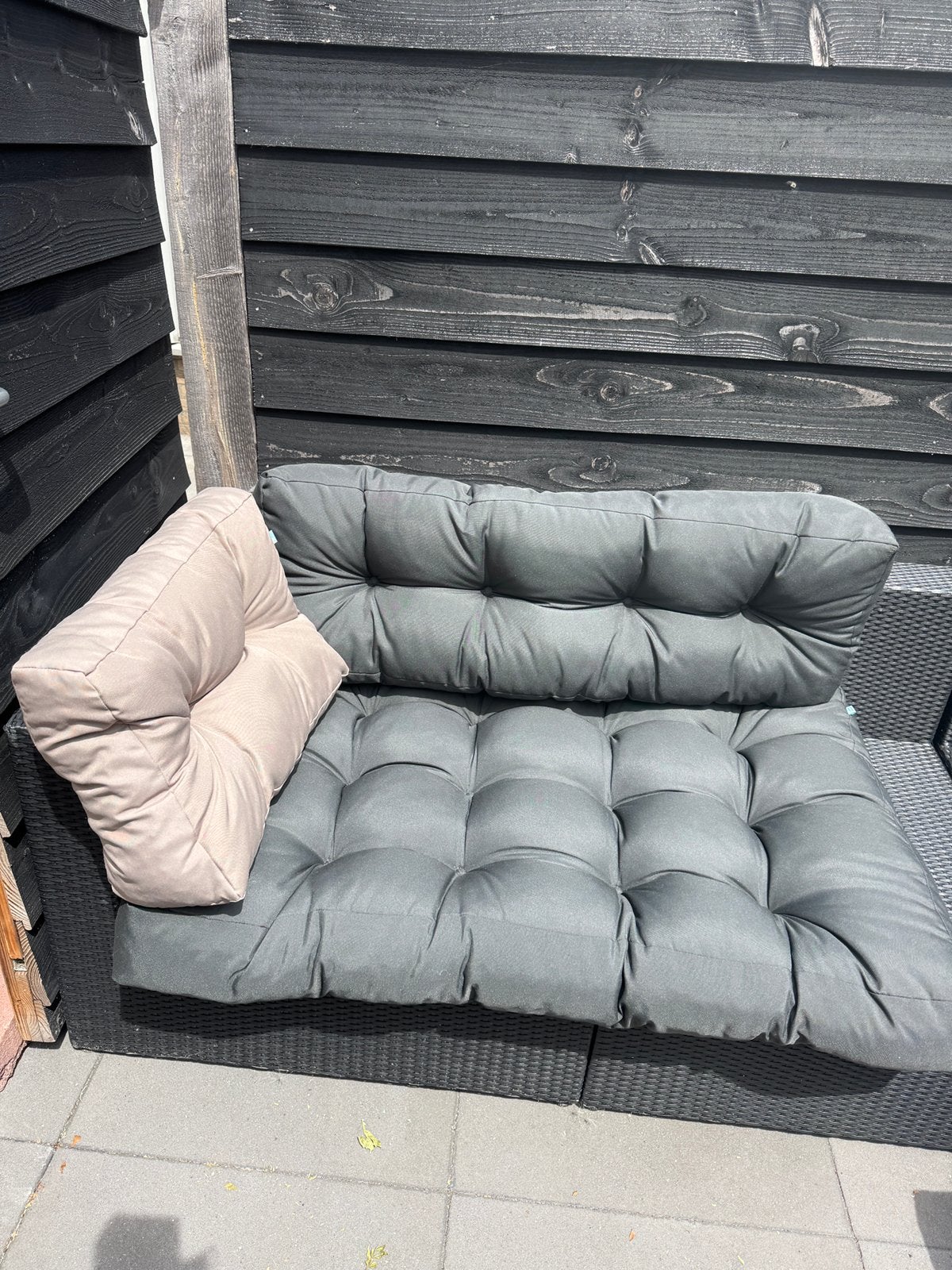 Palletkussens antraciet en beige, Tuin en Terras, Tuinmeubel-accessoires, Ophalen, Zo goed als nieuw