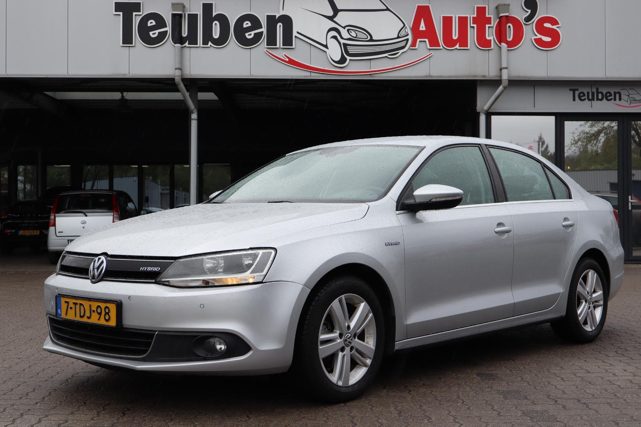 Volkswagen Jetta 1.4 TSI Hybrid Comfortline | Parkeersensore, Gebruikt, 4 cilinders, Origineel Nederlands, Hybride Elektrisch/Benzine