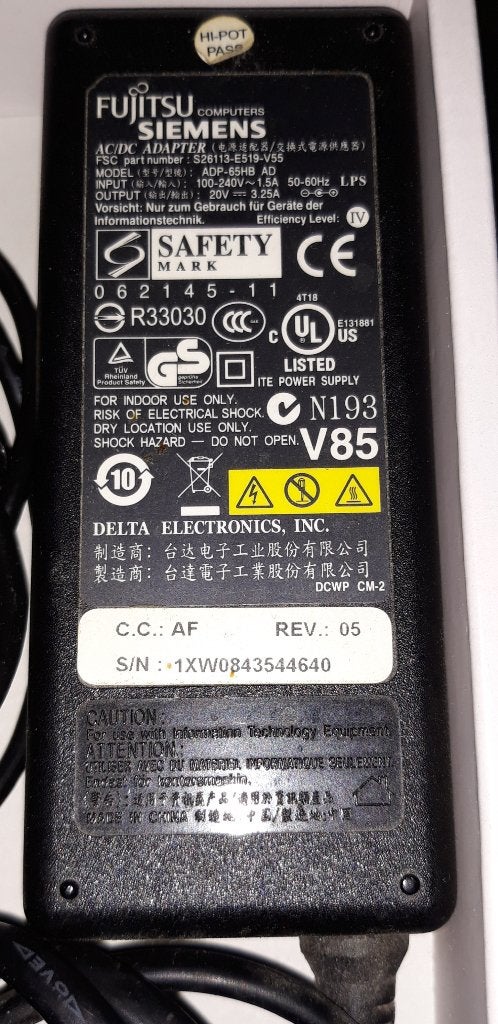 Laptop adapter siemens fujitsu, Ophalen of Verzenden, Zo goed als nieuw, Fujitsu