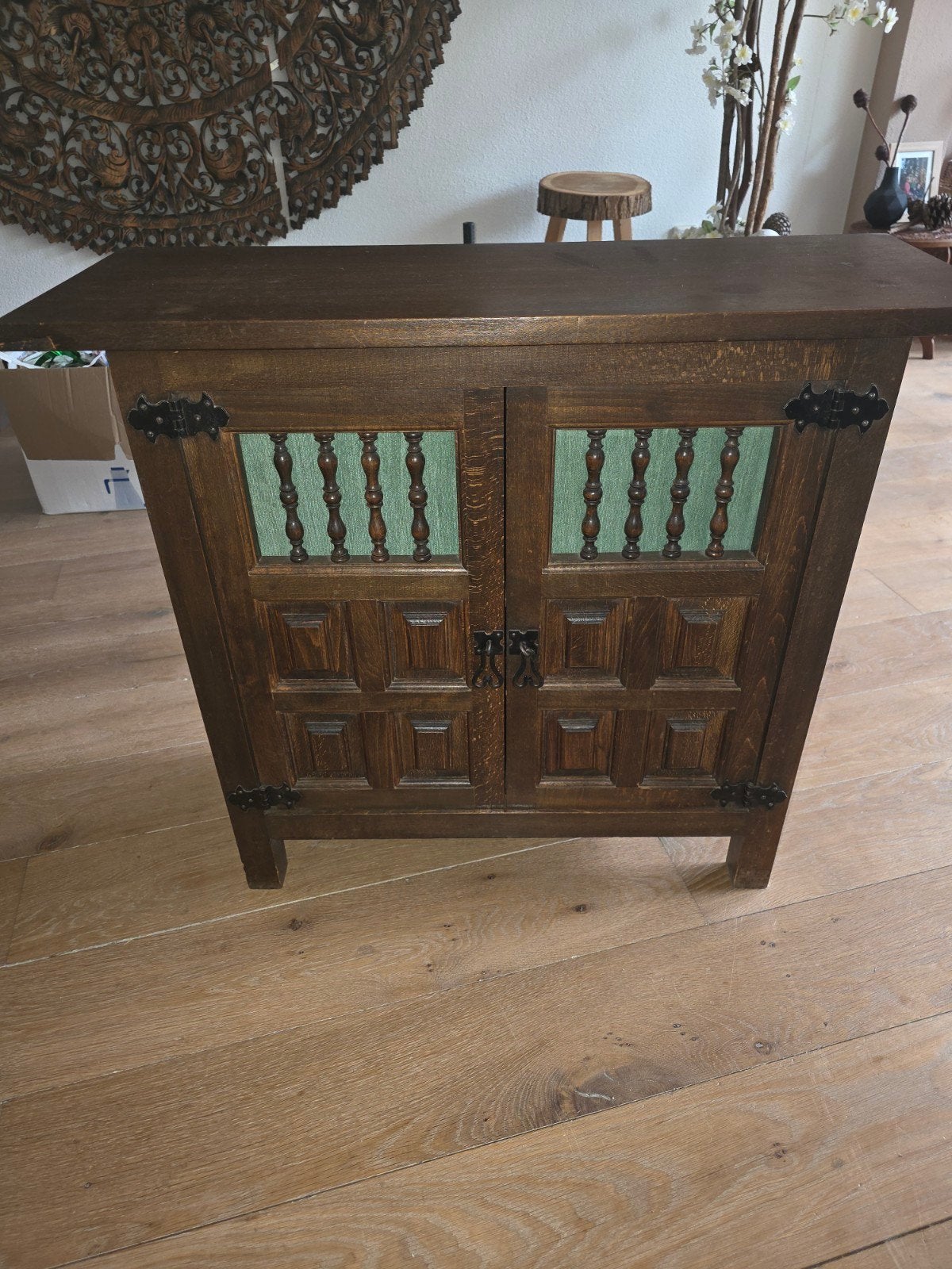 Vintage Spaans Brutalistisch Dressoir / Kast – Jaren 60/70, Antiek en Kunst, Ophalen
