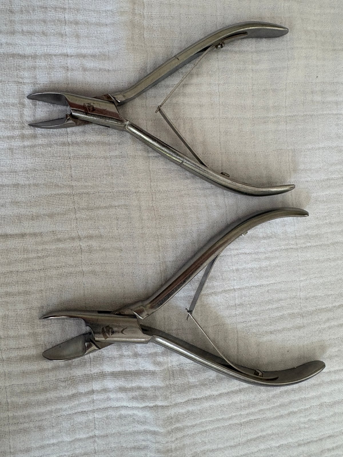 Set van 2 professionele nageltangen, Antiek en Kunst, Ophalen of Verzenden