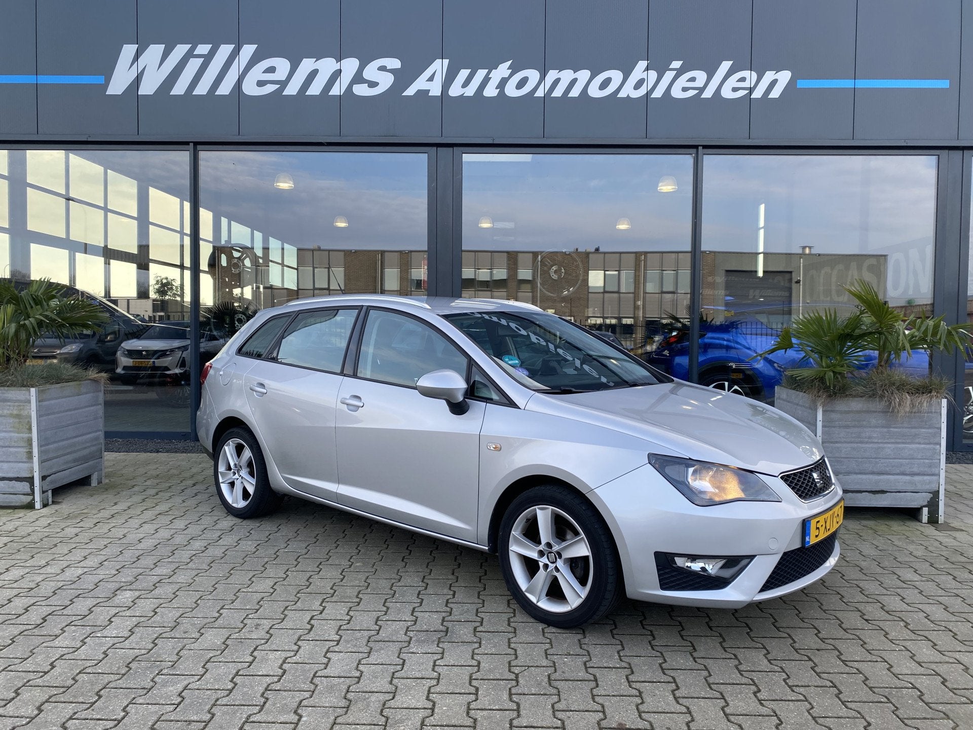 SEAT Ibiza ST 1.2 TSI FR Navigatie, Climate Control & Cruise, Auto's, Stof, Gebruikt, Zwart, Met garantie (alle)
