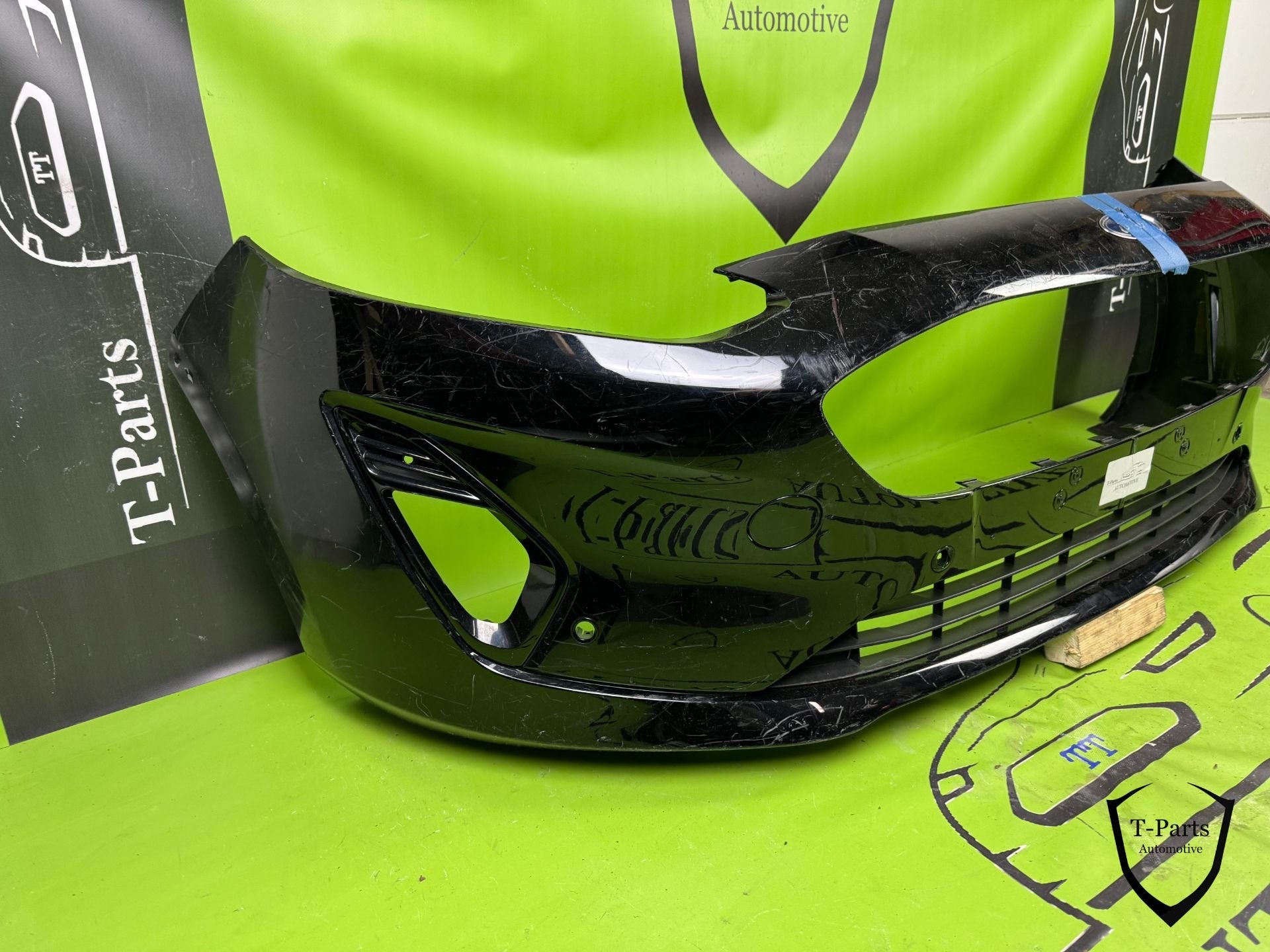 Ford fiesta mk8 voorbumper bumper grille rooster grill 17+, Info@fabrikant.eu, Ophalen of Verzenden, Ford, Bumper