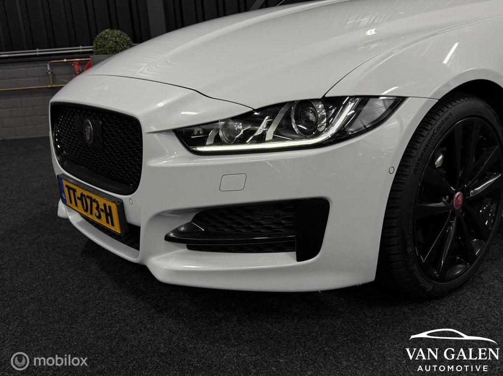 Jaguar XE P250 2.0T R-sport BOMVOL! Pano|Meridian|Carplay, Auto's, Automaat, 12 maanden, Achterwielaandrijving, Euro 6