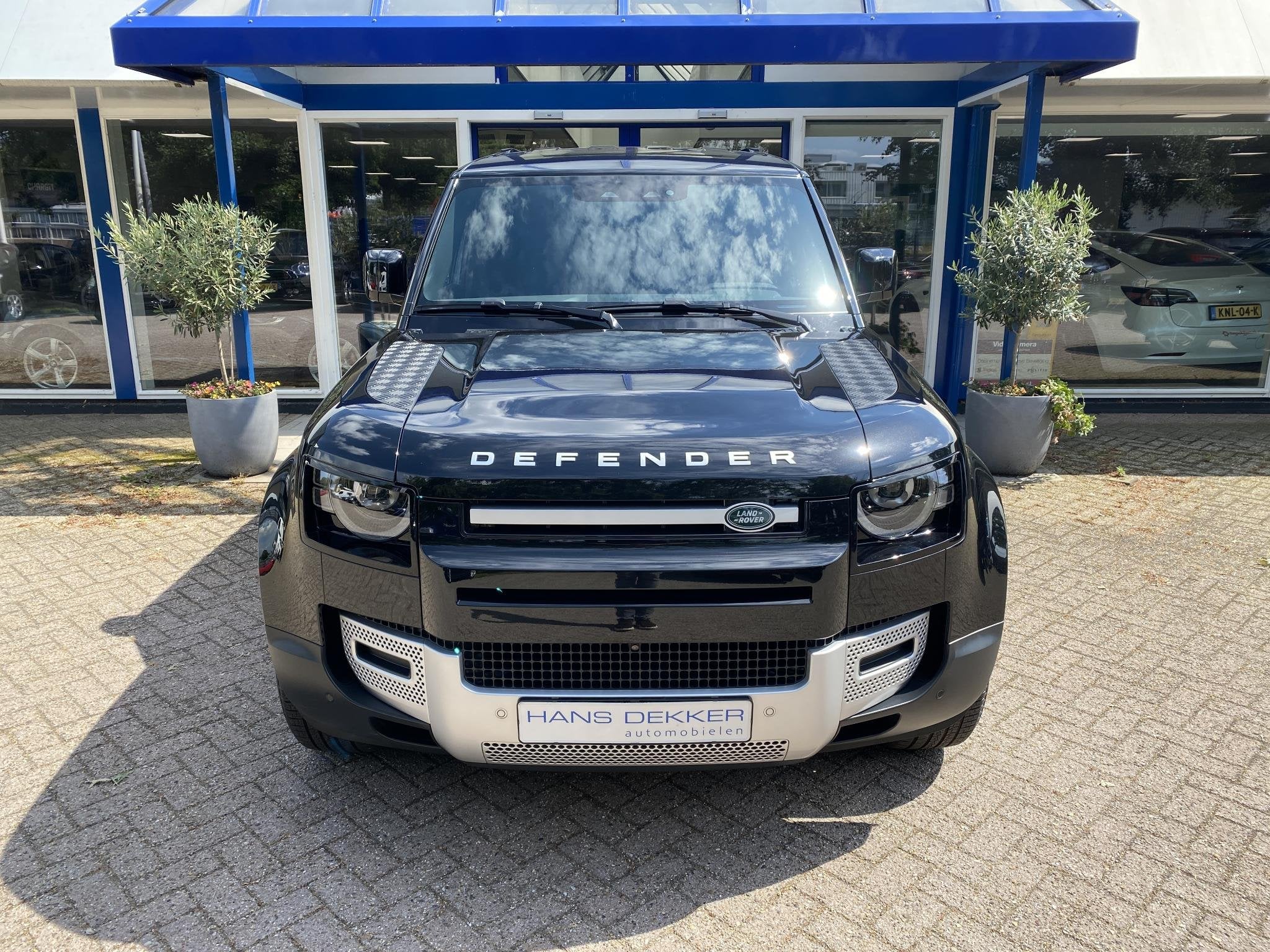 Land Rover Defender Hard Top 3.0 D200 110 MHEV SE, Auto's, Automaat, Gebruikt, Leder en Stof, Origineel Nederlands