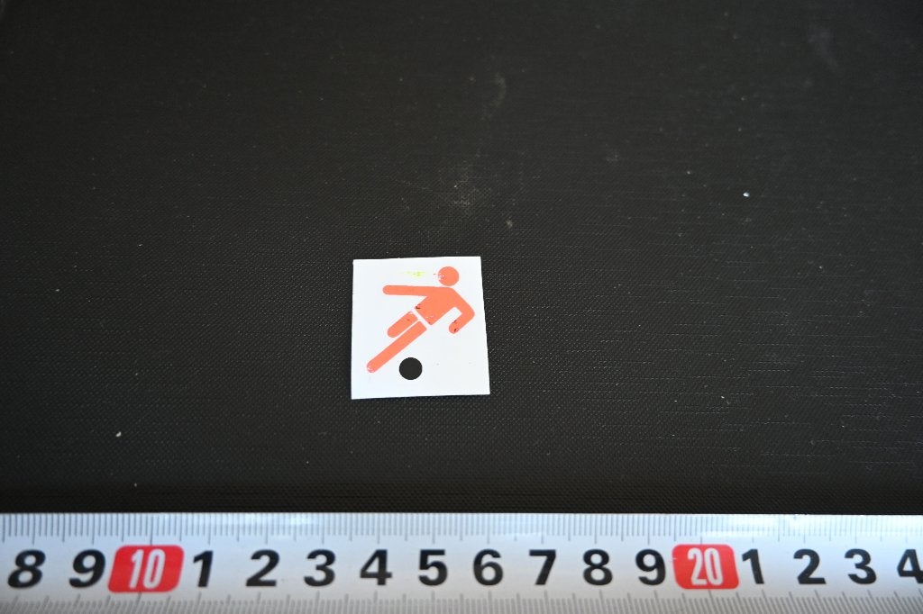 sticker neon pictogram voetbal, Verzamelen, Ophalen of Verzenden, Zo goed als nieuw