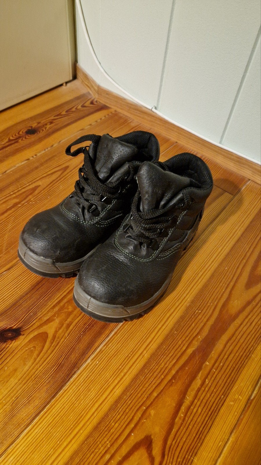 Werkschoenen met stalen neus, maat 35 (valt groot), Portwest, Schoenen, Kinderen, Ophalen of Verzenden