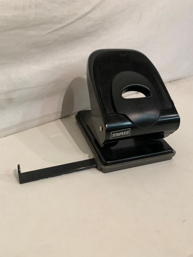 Staples perforator, Niet bekend, Niet bekend, Nieuw, Ophalen of Verzenden