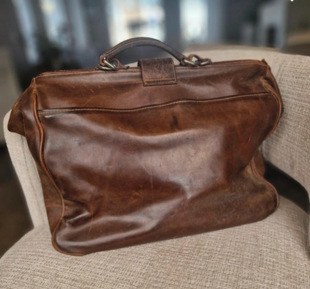 Gebruikte dokters tas, 40 tot 60 cm, Gebruikt, 20 tot 30 cm, Bruin