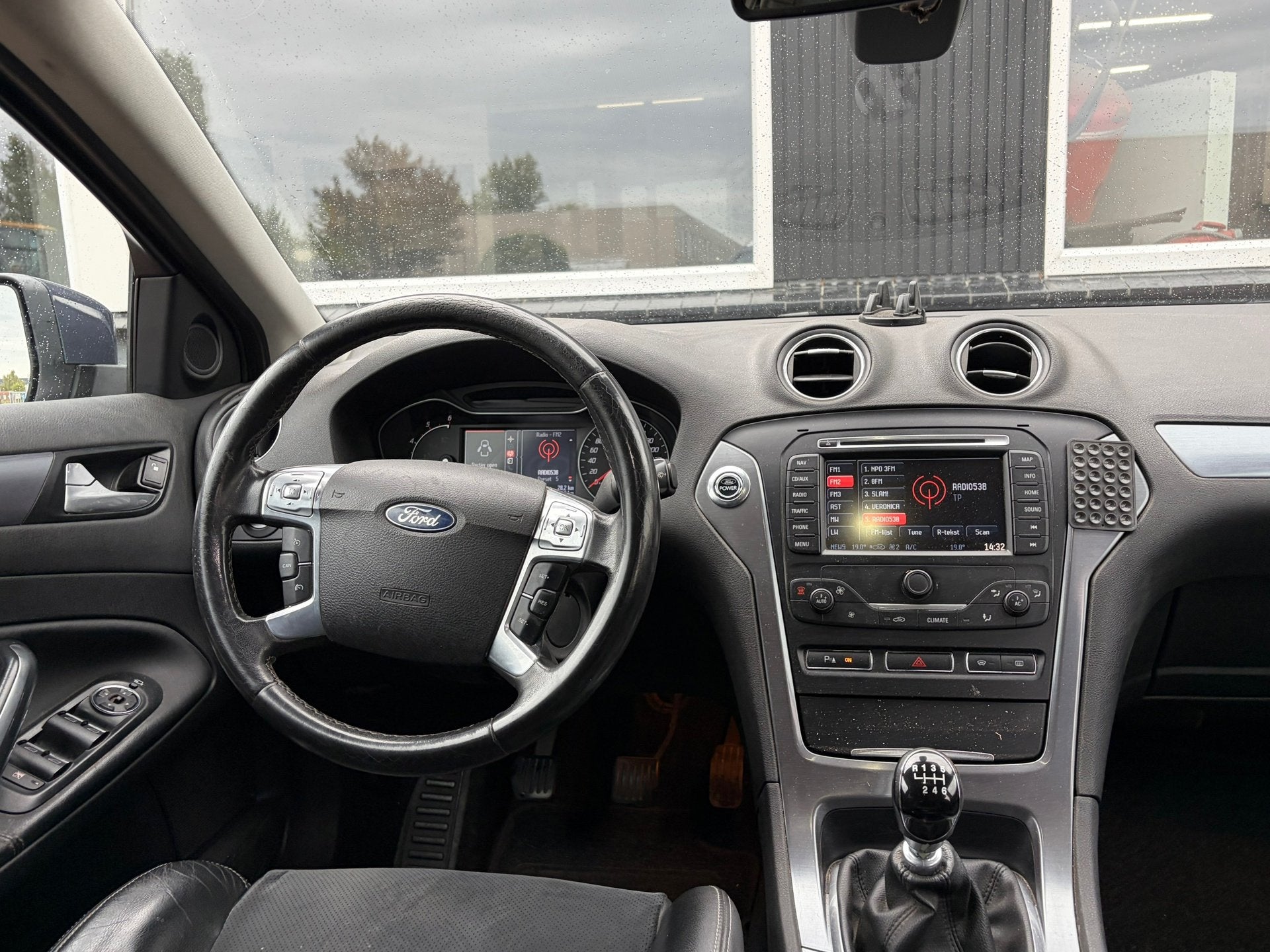 Ford Mondeo Wagon 2.0 TDCi Titanium / EXPORT / DIESEL !, Voorwielaandrijving, Euro 5, 4 cilinders, Mondeo
