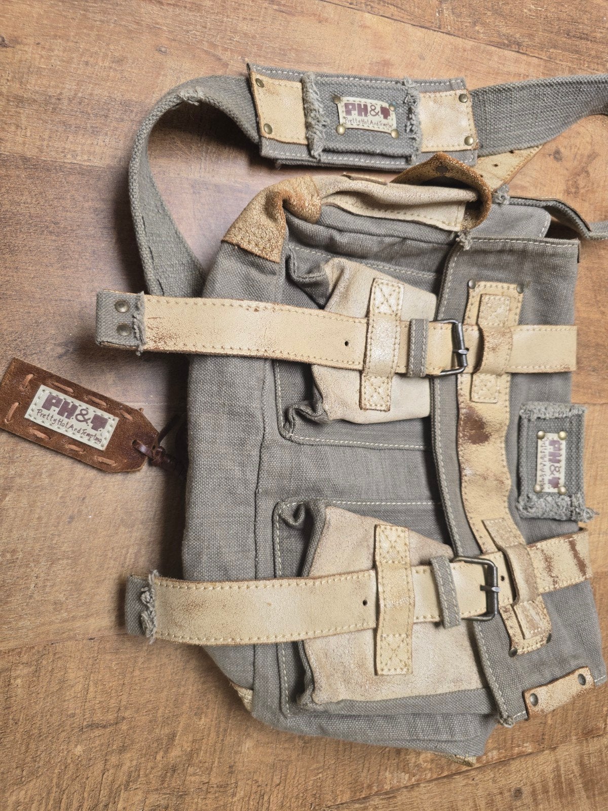 Stoere PHT tas - Pretty Hot and Tempting - Nieuw, Ophalen of Verzenden, Nieuw, Groen, Schoudertasje