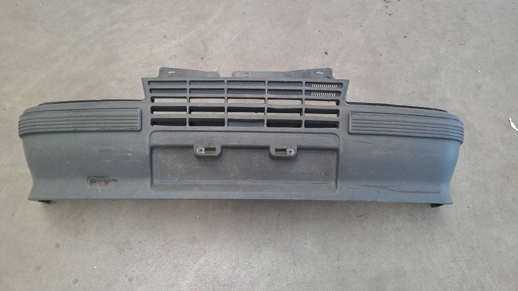 Voorbumper Opel Kadett E standaard type 1, Ophalen, Gebruikt, Opel, Bumper