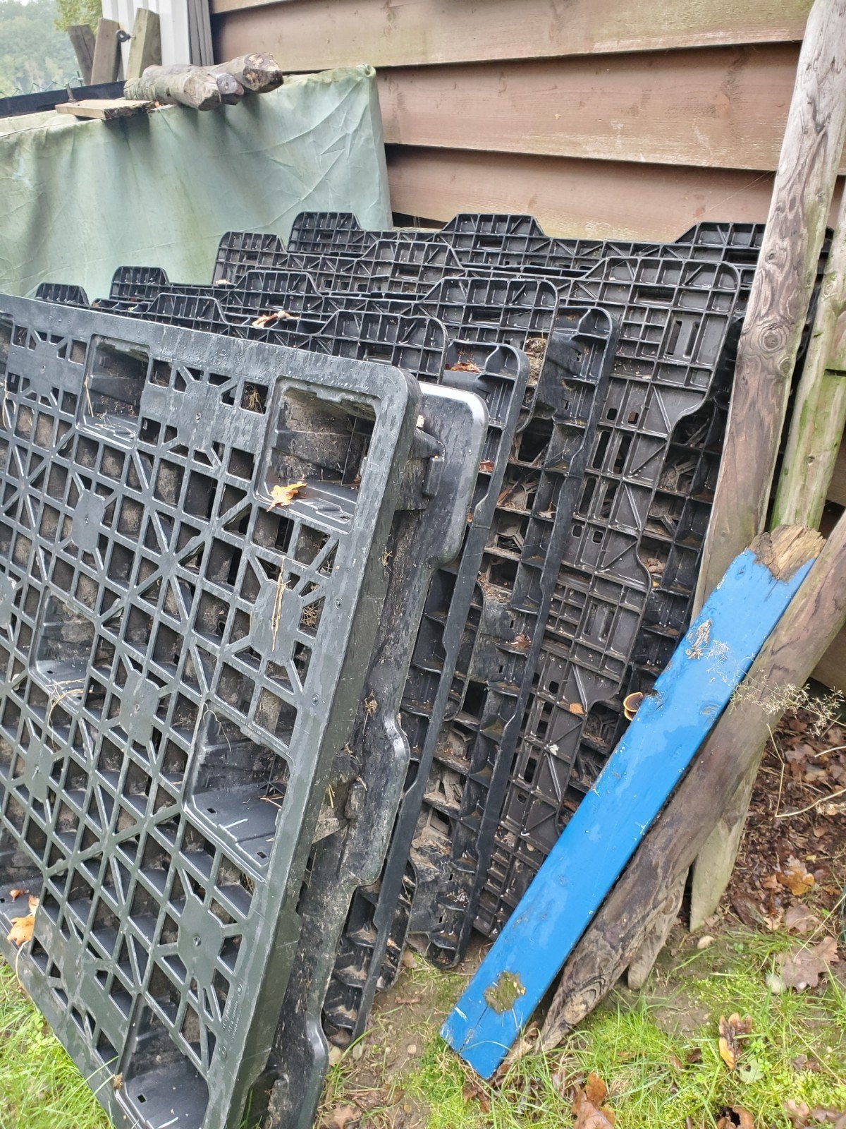 kunststof pallets, Dieren en Toebehoren, Ophalen, Zo goed als nieuw