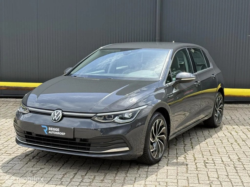 Volkswagen Golf 1.5 TSI Style ACC | BTW | CLIMA € 15.999,0, Automatische klimaatregeling, 4 cilinders, Origineel Nederlands, Bedrijf
