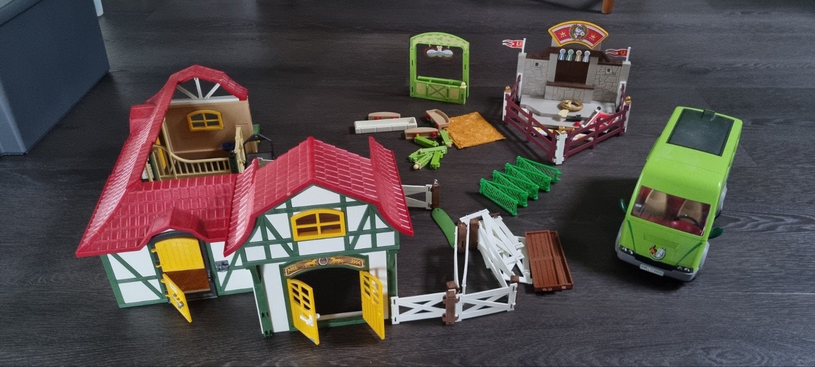 Playmobil Manege, Paardentrailer en Springwedstrijd Set, Ophalen of Verzenden, Gebruikt