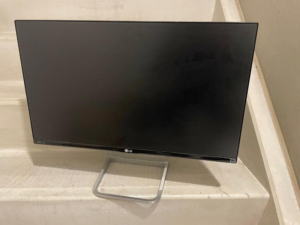 LG IPS LED monitor 23 inch Full HD – HDMI/VGA – nette staat, Ophalen, IPS, HDMI, Full HD