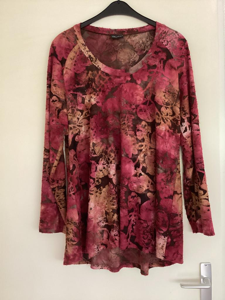 Geweldig shirt van Ophilia mt 4, Kleding | Dames, Grote Maten, Ophalen of Verzenden, Zo goed als nieuw, Shirt of Top