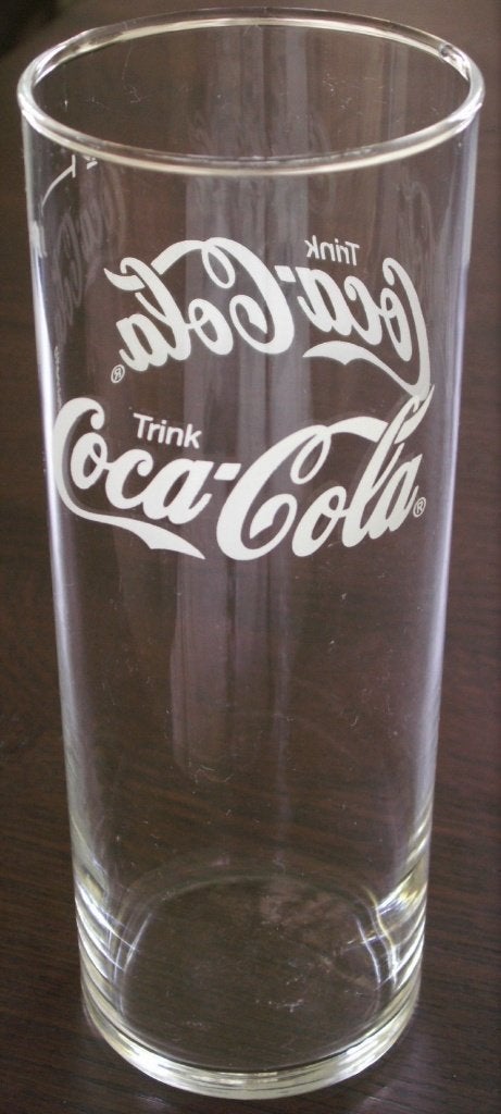 Recht Duits Coca Cola glas Trink Coca-Cola 0,4L koffeinhalti, Verzamelen, Ophalen of Verzenden, Nieuw, Bierglas