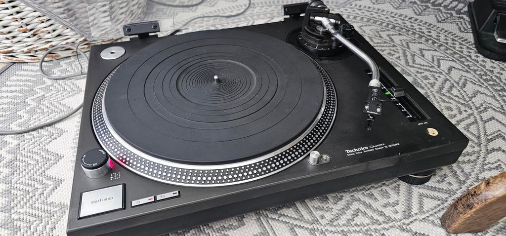 Technics SL-1210MK2 Platenspeler - Direct Drive, Ophalen, Gebruikt, Pitch-regelaar, Platenspeler