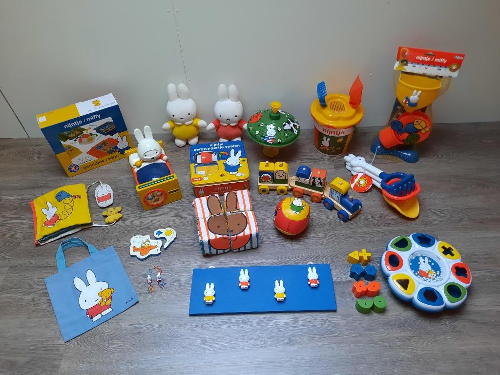 Nijntje speelgoed (nieuw + z.g.a.n.)., Ophalen of Verzenden, Zo goed als nieuw