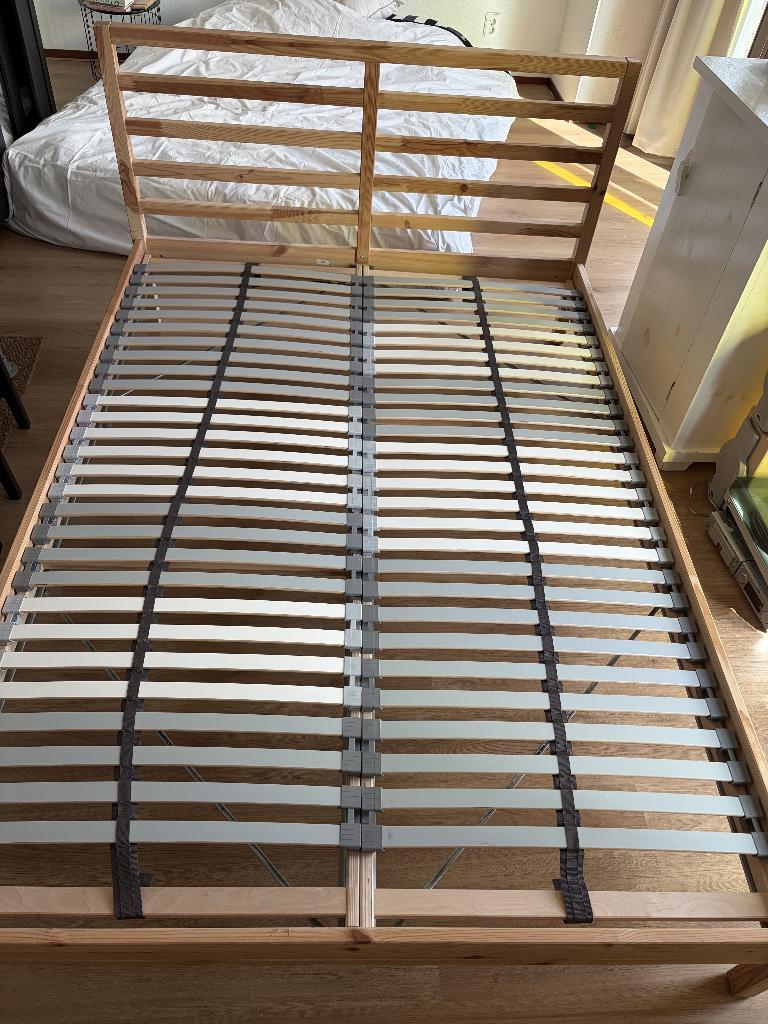 Tweepersoonsbed Tarva 140x200, Huis en Inrichting, Ophalen, Gebruikt, Bruin, Tweepersoons