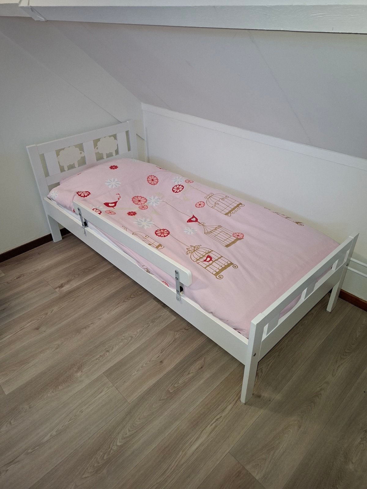 te koop mooi peuterbed compleet., Ophalen, Zo goed als nieuw, 140 tot 160 cm, 70 tot 85 cm
