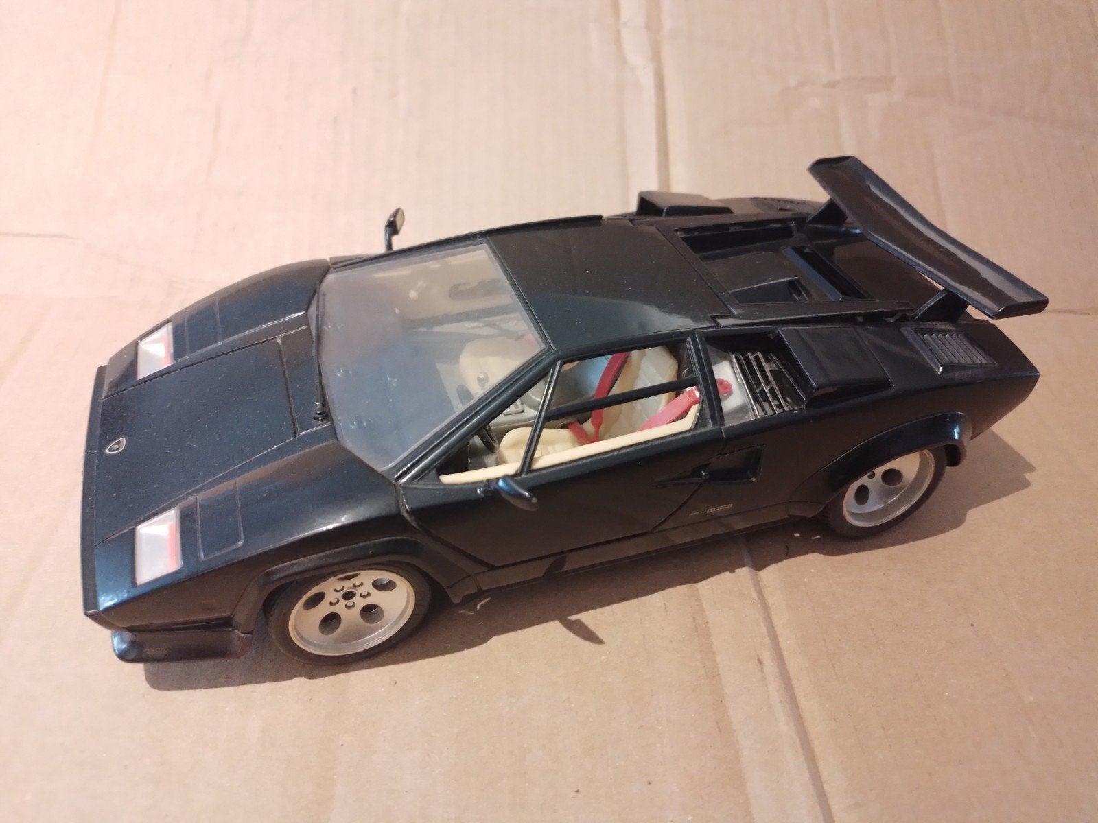 lamborghini countach, Ophalen of Verzenden, Zo goed als nieuw, Bburago