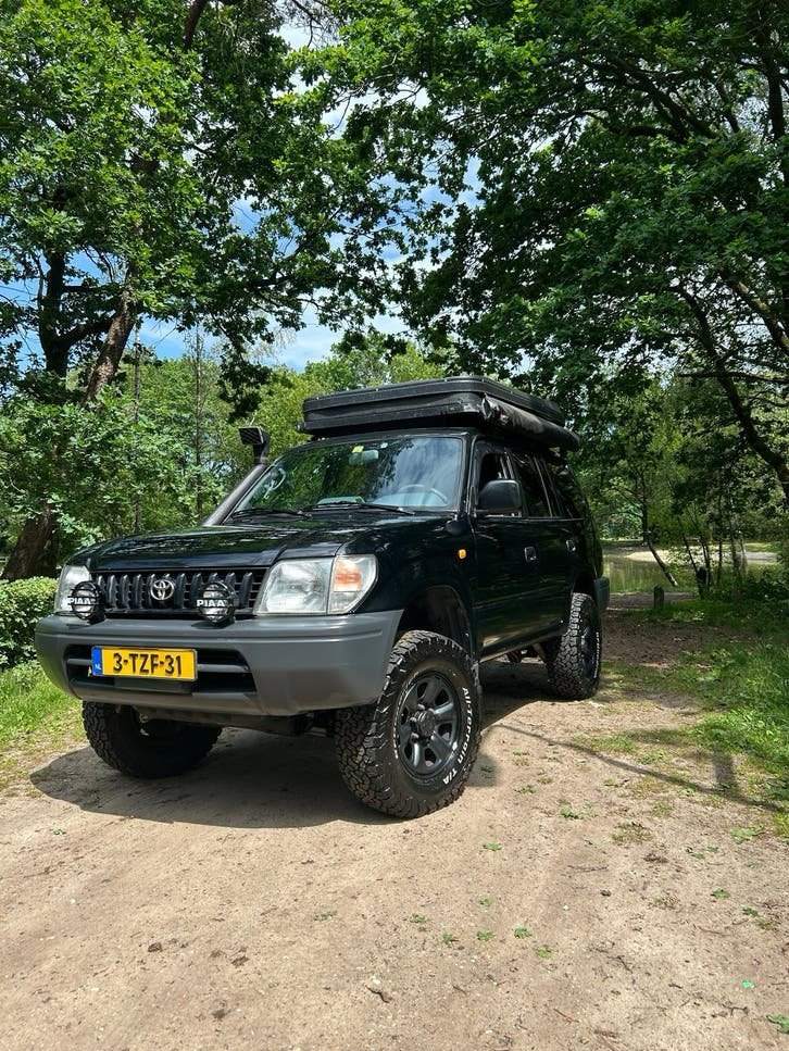 Toyota 1998 Zwart, Auto's, Stof, 2800 kg, Zwart, SUV of Terreinwagen