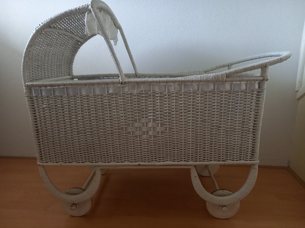 Rieten wieg, Ophalen, Gebruikt, Wieg